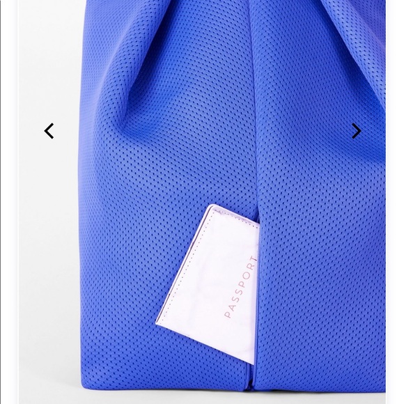 The Functional Bag-Fabletics - Picture 5 of 5